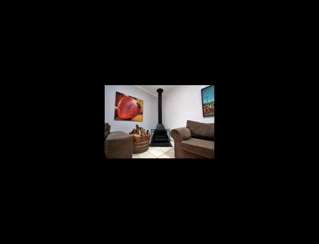 3 bed property to rent in DUYNEFONTEIN
